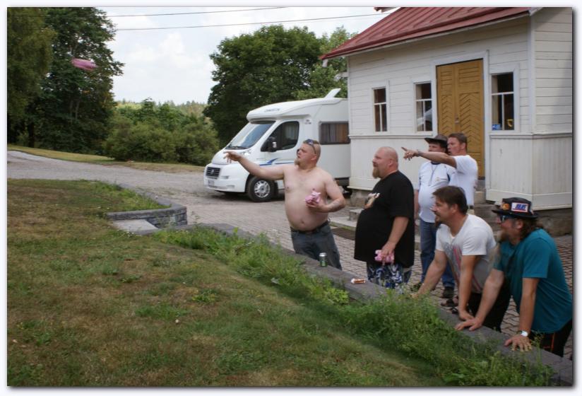 802x537 pixels (74K)